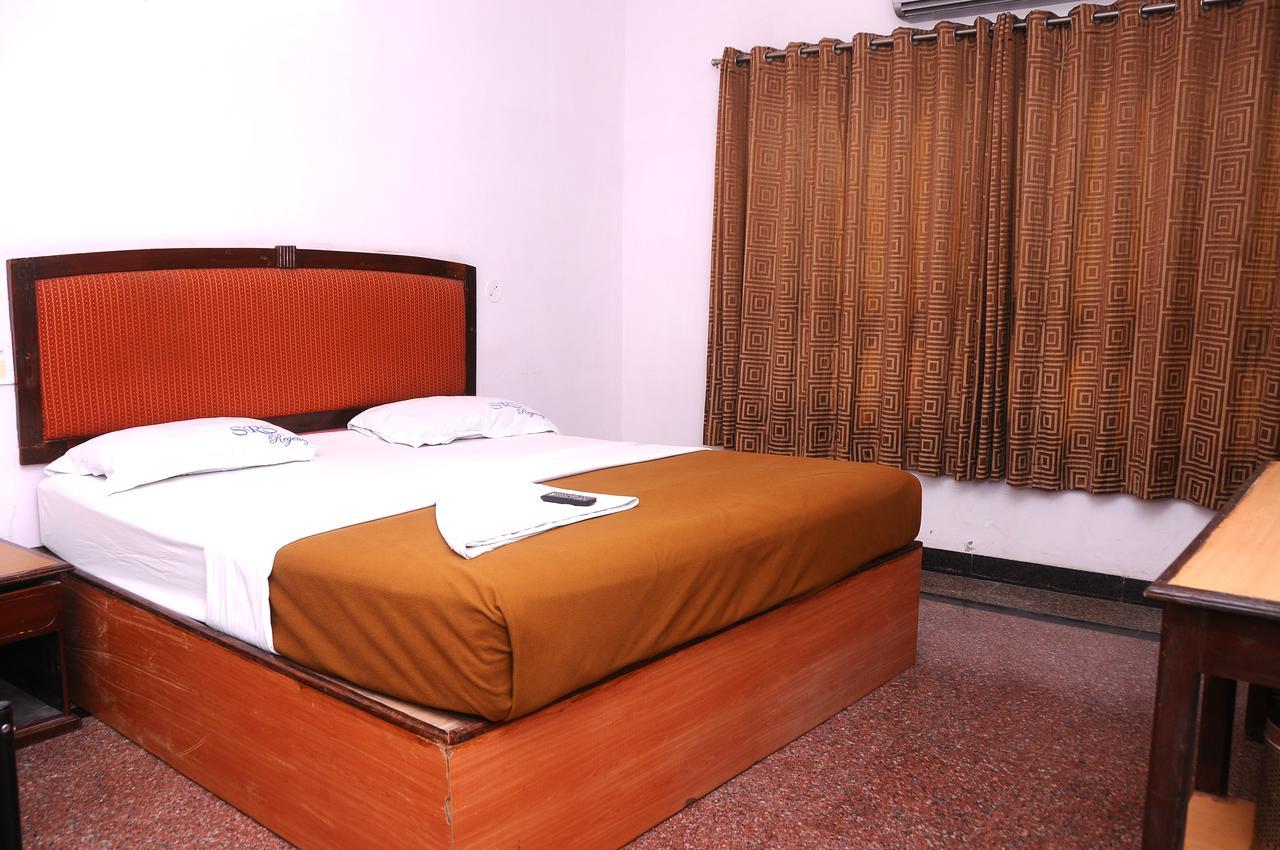Srs Regency Hotel Anantapur Εξωτερικό φωτογραφία